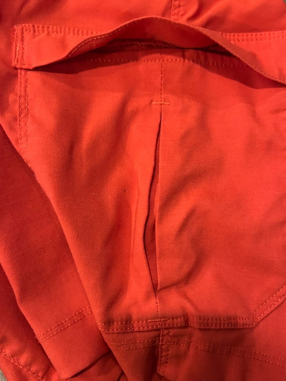Duluth Trading Co Women’s Orange Cargo Shorts Size 10 - Picture 6 of 10